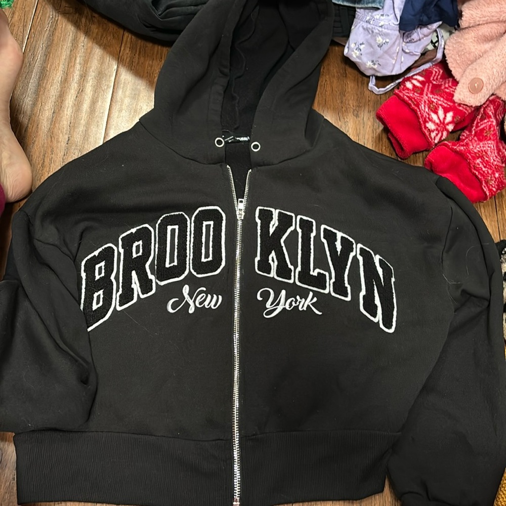 Cropped hoodie